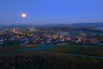 Sugiez by night