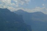 Zoom sur le Mont-Blanc en cours de voilage. Le Buet devant à droite (forme arrondie)