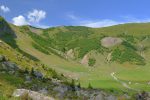 Sur le côté gauche, le Col de Bertolet