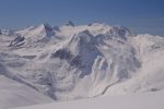 Le Blinnenhorn au fon à droite