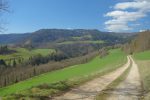 Descente par la route. Vautenaivre à gauche