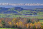 Lac de Bret et Lac Léman au fond.