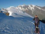 Une petite pause avant la montée finale. Photo Stéphane