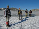 Nous rencontrons un trio fribourgeois dont pour les deux du fond, c'est une première glaciaire