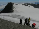 Après notre pause, nous partons pour le deuxième sommet du Wildstrubel, au fond à gauche