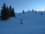 On remonte à Pointe de Poële Chaud qui en cette saison porte fort mal son nom !