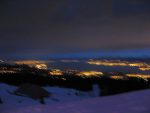 De nuit, on bouge beaucoup l'appareil photo mais l'effet est intéressant !