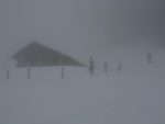 Le chalet sous 1300m là où, sur la carte, le chemin d'été se termine (selon la version de la carte, chemin d'en bas ou de droite)