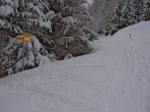 Après La Barme, j'emprunte la route et je ne fais pas attention au panneau de raquettes au fond à droite qu'il aurait fallu prendre. J'ai donc fait un détour mais j'ai bien apprécié de monter par la route tout tranquillement !