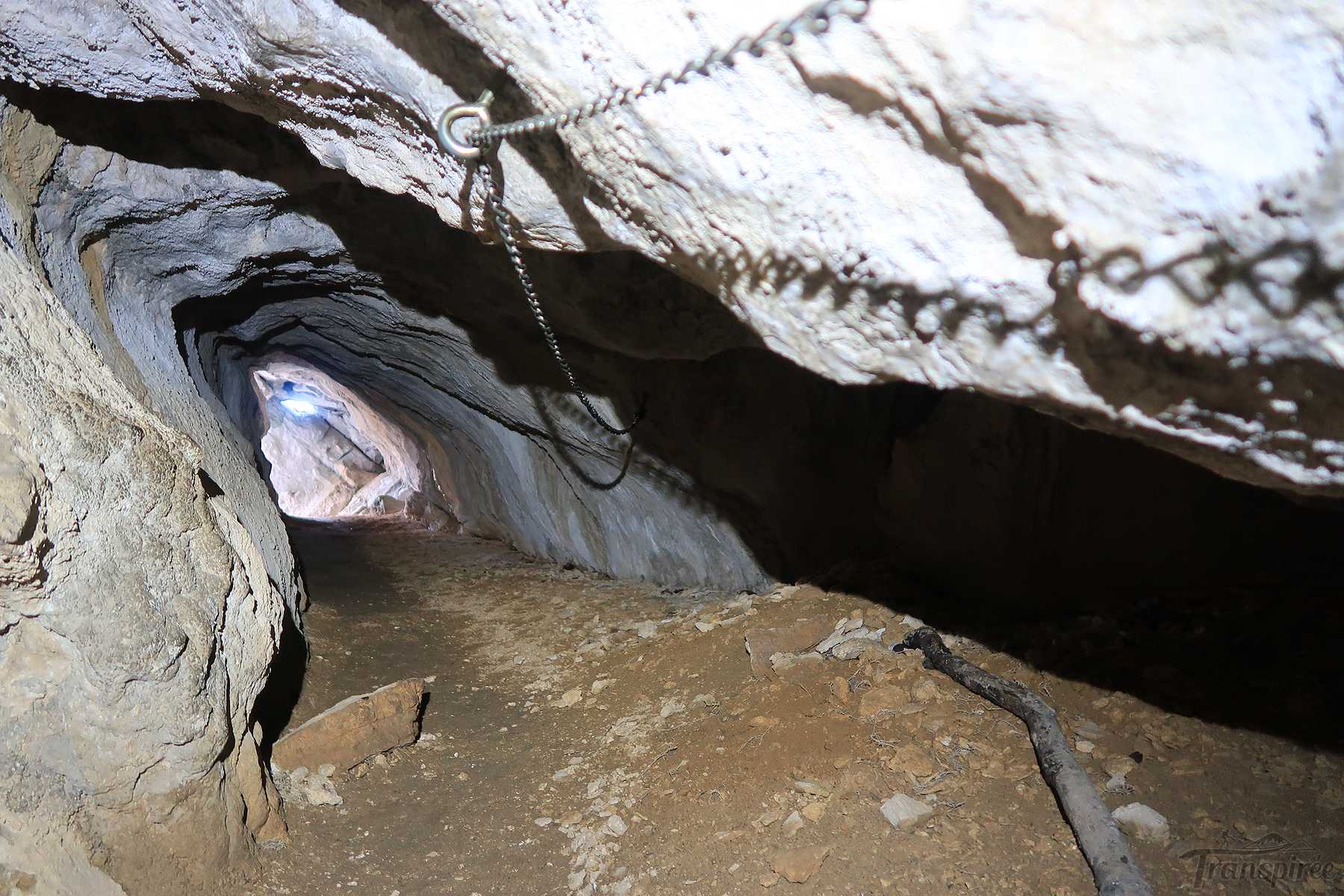 Randonnée à la Grotte aux Fées et Combe des Mulets à la Côte aux Fées